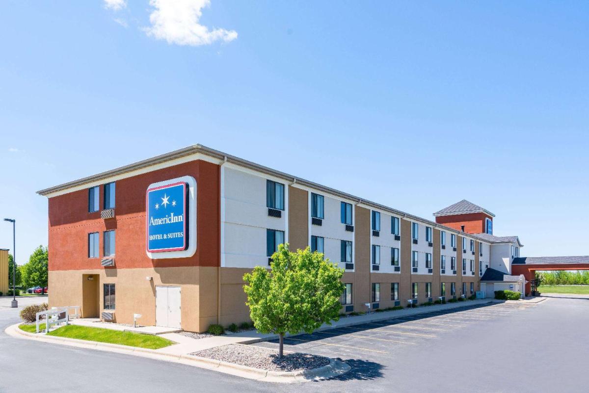 AmericInn by Wyndham Rochester Airport - main image