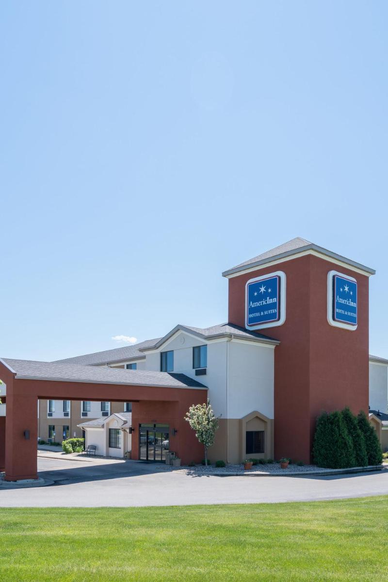 AmericInn by Wyndham Rochester Airport - image 2
