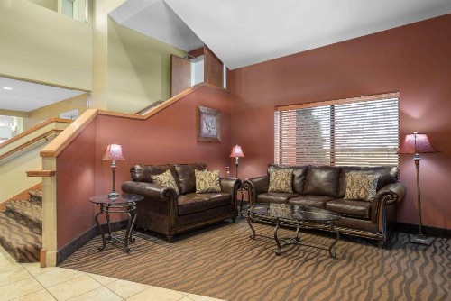 AmericInn by Wyndham Rochester Airport - image 23