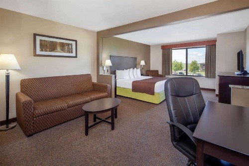 AmericInn by Wyndham Rochester Airport - image 33