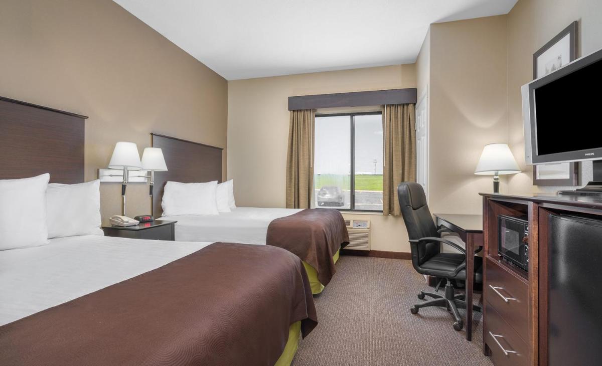 AmericInn by Wyndham Rochester Airport - image 4