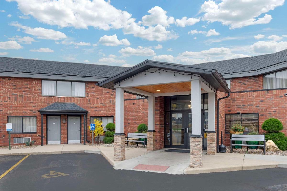 Quality Inn & Suites Mayo Clinic Area - image 6