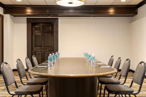 Ramada by Wyndham Rochester Mayo Clinic Area - image 12