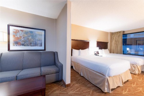 Kahler Inn and Suites - image 10