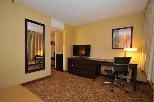 Kahler Inn and Suites - image 18