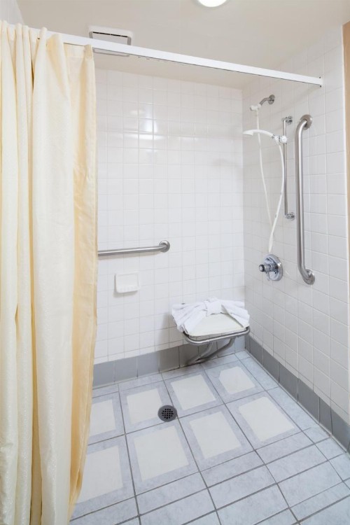 Kahler Inn and Suites - image 2