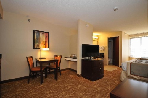 Kahler Inn and Suites - image 23