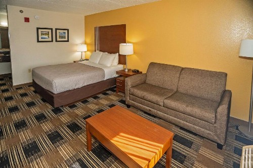 Quality Inn Rochester - image 14