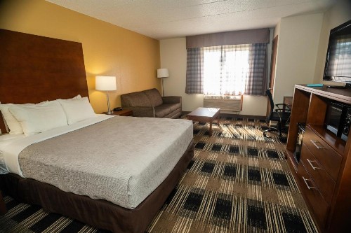 Quality Inn Rochester - image 3