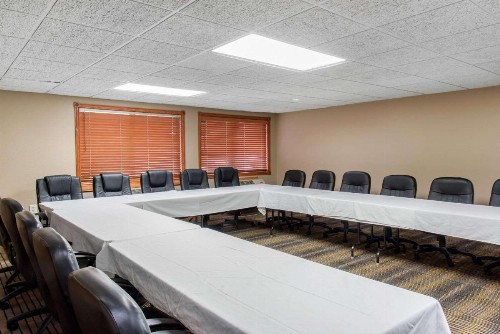 Quality Inn Rochester - image 40