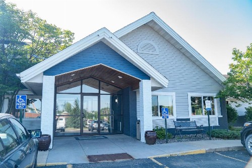 Quality Inn Rochester - image 42