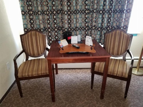Red Carpet Inn Rochester - image 10