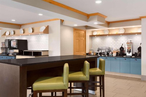 Country Inn & Suites by Radisson Rochester South MN - image 11