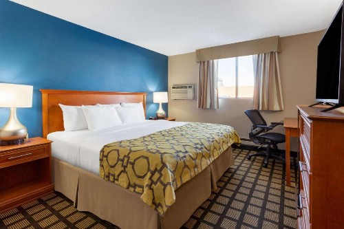 Baymont by Wyndham Rochester Mayo Clinic Area - image 17