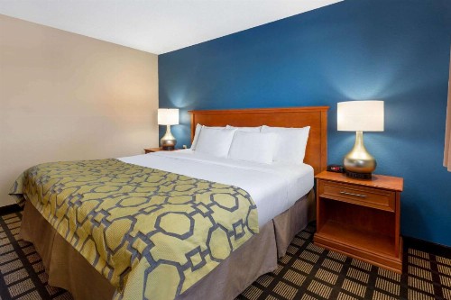 Baymont by Wyndham Rochester Mayo Clinic Area - image 18