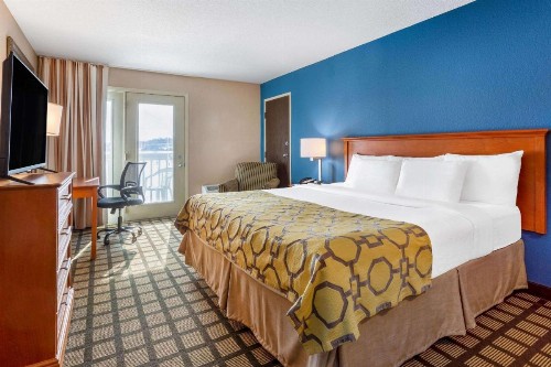 Baymont by Wyndham Rochester Mayo Clinic Area - image 19