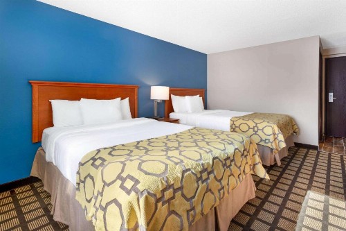 Baymont by Wyndham Rochester Mayo Clinic Area - image 9