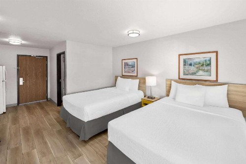 Days Inn & Suites by Wyndham Rochester South - image 15