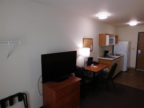 Days Inn & Suites by Wyndham Rochester South - image 46