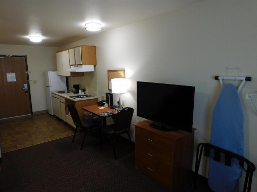 Days Inn & Suites by Wyndham Rochester South - image 50
