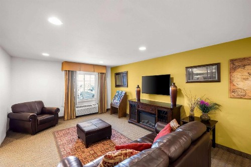 Days Inn & Suites by Wyndham Rochester South - image 9