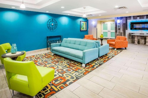 La Quinta by Wyndham Rochester Mayo Clinic Area South - image 9