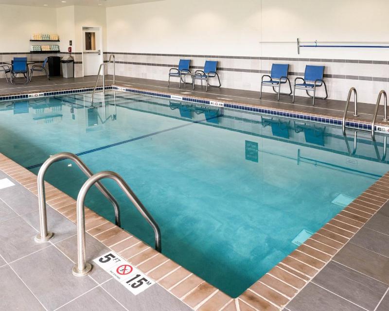 Comfort Inn & Suites West - Medical Center - image 5