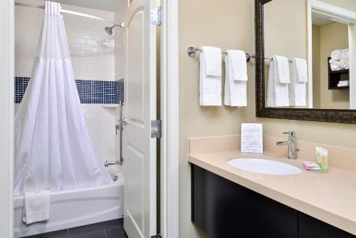 Staybridge Suites Rochester an IHG Hotel - image 11