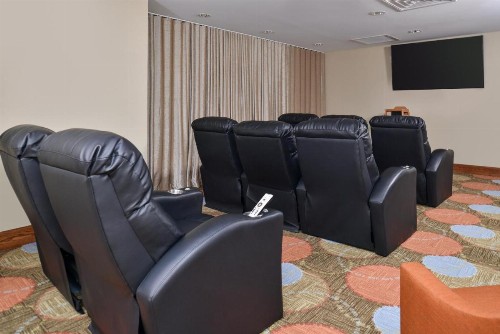 Staybridge Suites Rochester an IHG Hotel - image 13