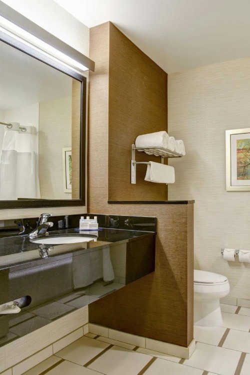 Fairfield Inn & Suites by Marriott Rochester Mayo Clinic Area/Saint Marys - image 27