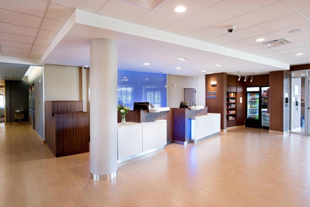 Fairfield Inn & Suites by Marriott Rochester Mayo Clinic Area/Saint Marys - image 5