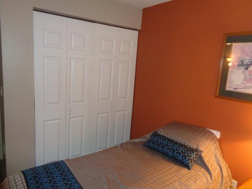 Riverview Suites Apartments - image 11