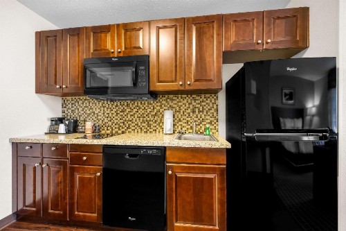 Sleep Inn & Suites West-Near Medical Center - image 32