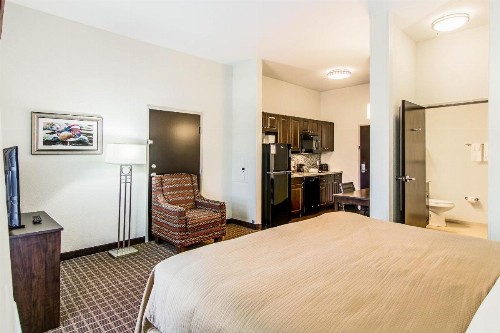 Sleep Inn & Suites West-Near Medical Center - image 37