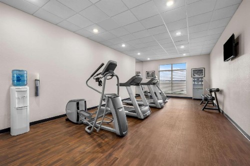 Sleep Inn & Suites West-Near Medical Center - image 46