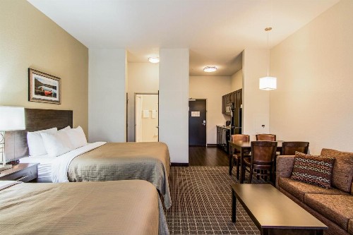 Sleep Inn & Suites West-Near Medical Center - image 9