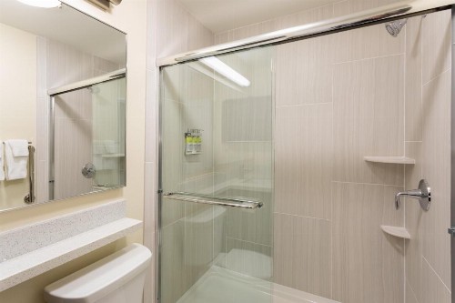 Candlewood Suites DTWN Medical Center - image 24