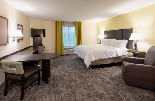 Candlewood Suites DTWN Medical Center - image 27