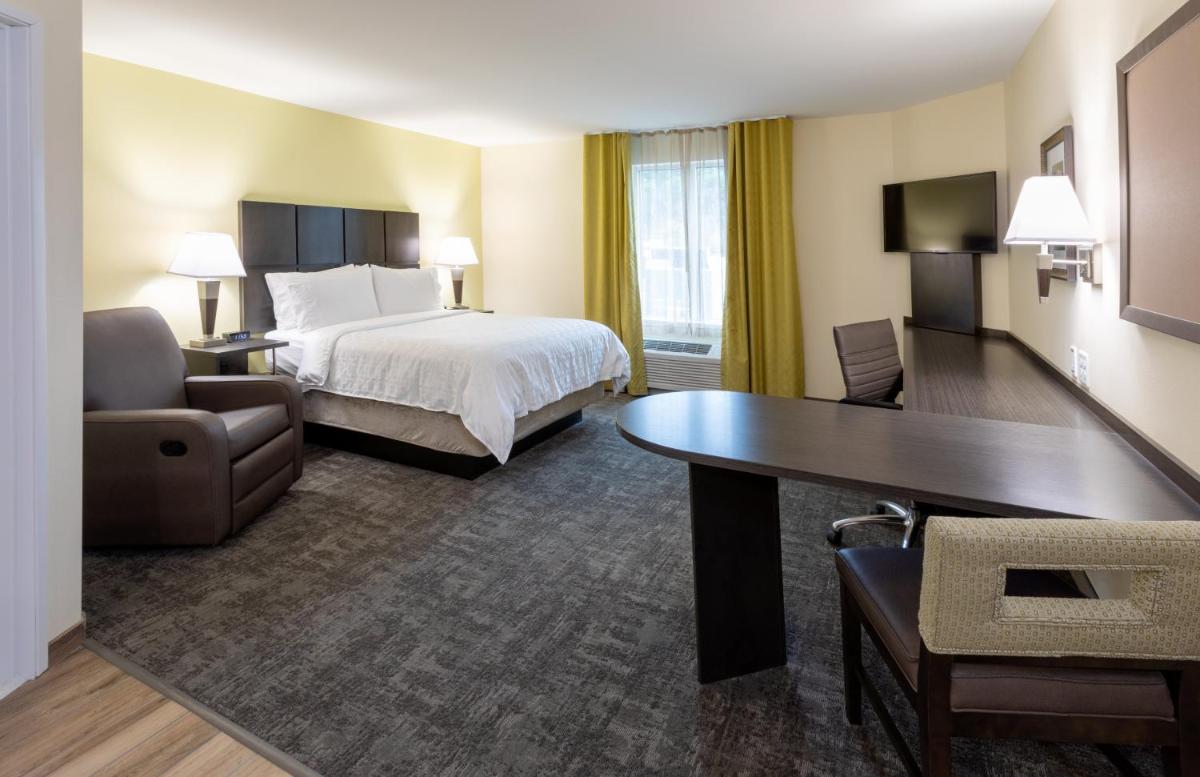 Candlewood Suites DTWN Medical Center - image 3