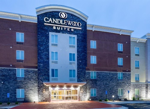 Candlewood Suites DTWN Medical Center - image 5