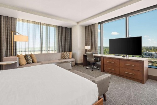 Hilton Rochester Mayo Clinic Area - image 28