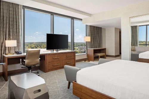 Hilton Rochester Mayo Clinic Area - image 30