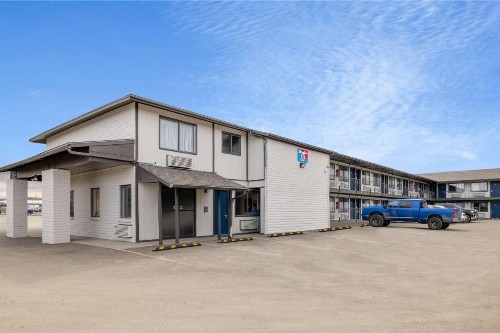 Econo Lodge Rock Springs - image 22