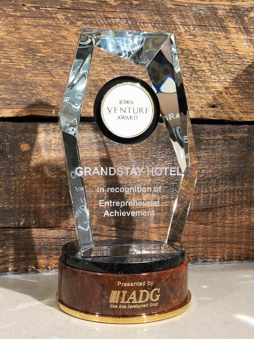 GrandStay Hotel & Suites Rock Valley - image 19