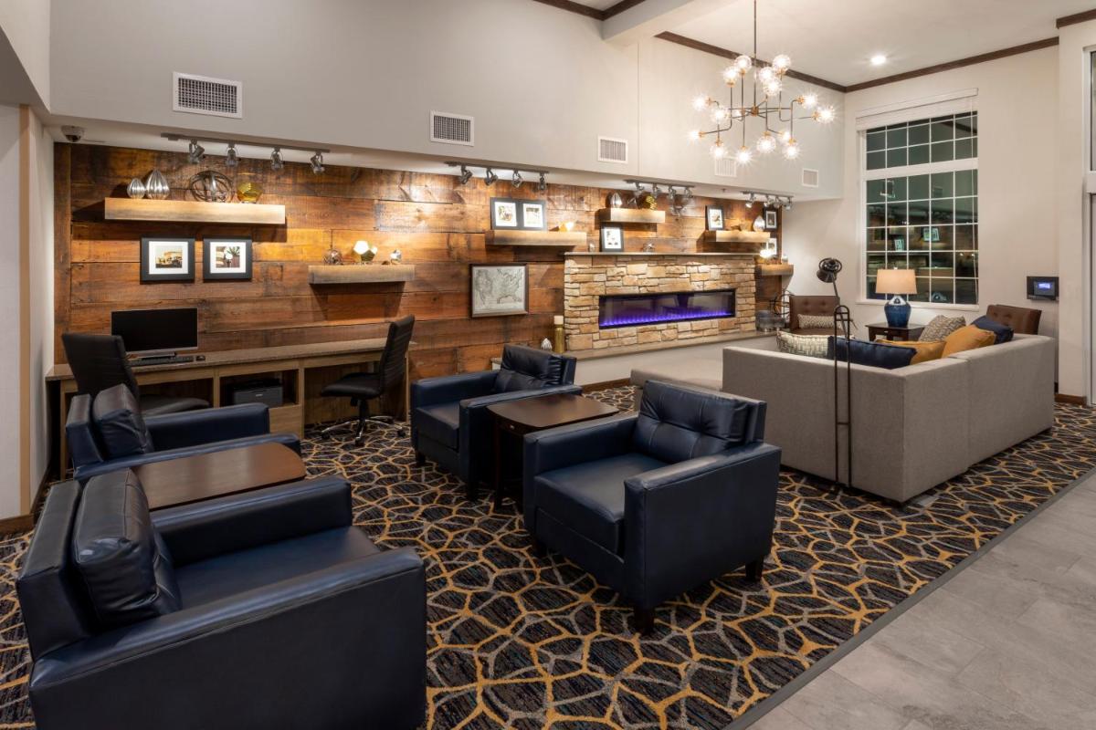 GrandStay Hotel & Suites Rock Valley - image 6