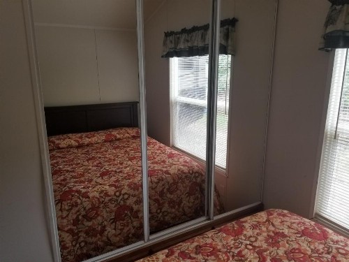 Paradise Cove RV Resort & Marina - image 7