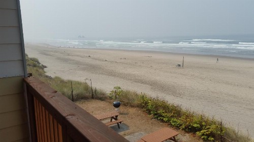 Tradewinds Motel - image 13