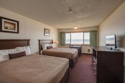 Silver Sands - image 4
