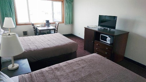 Silver Sands - image 5