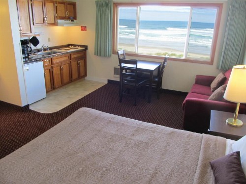 Silver Sands - image 6